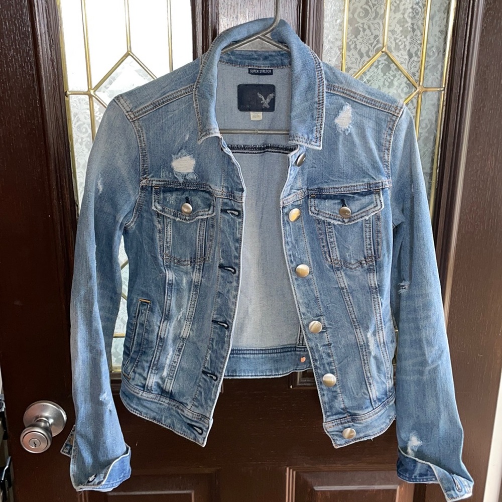 Women’s cropped Jean jacket